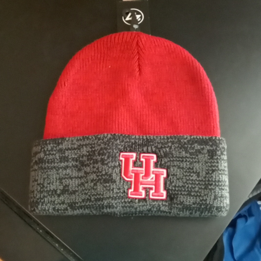 U of H embroidered beanie
